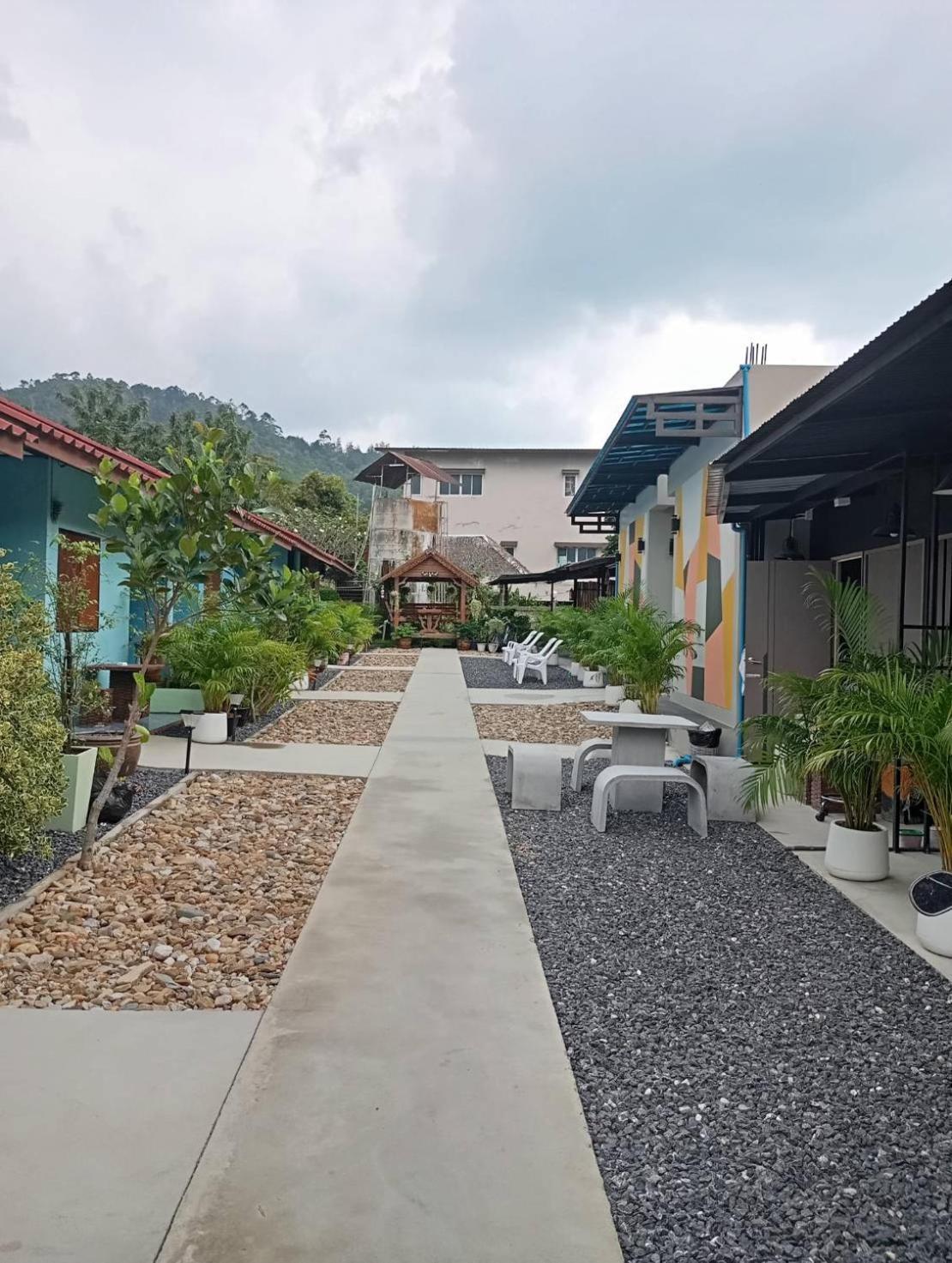 Sk Hometel Samui Airport Country house *